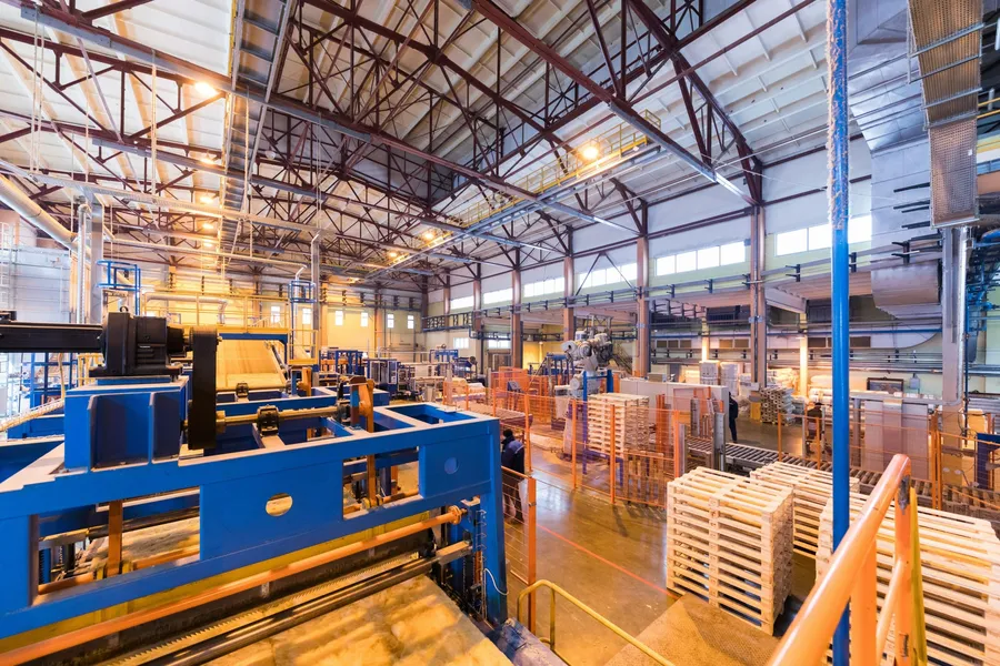 How Can a Birmingham-Based Logistics Company Use IoT to Optimize Supply Chain Operations?